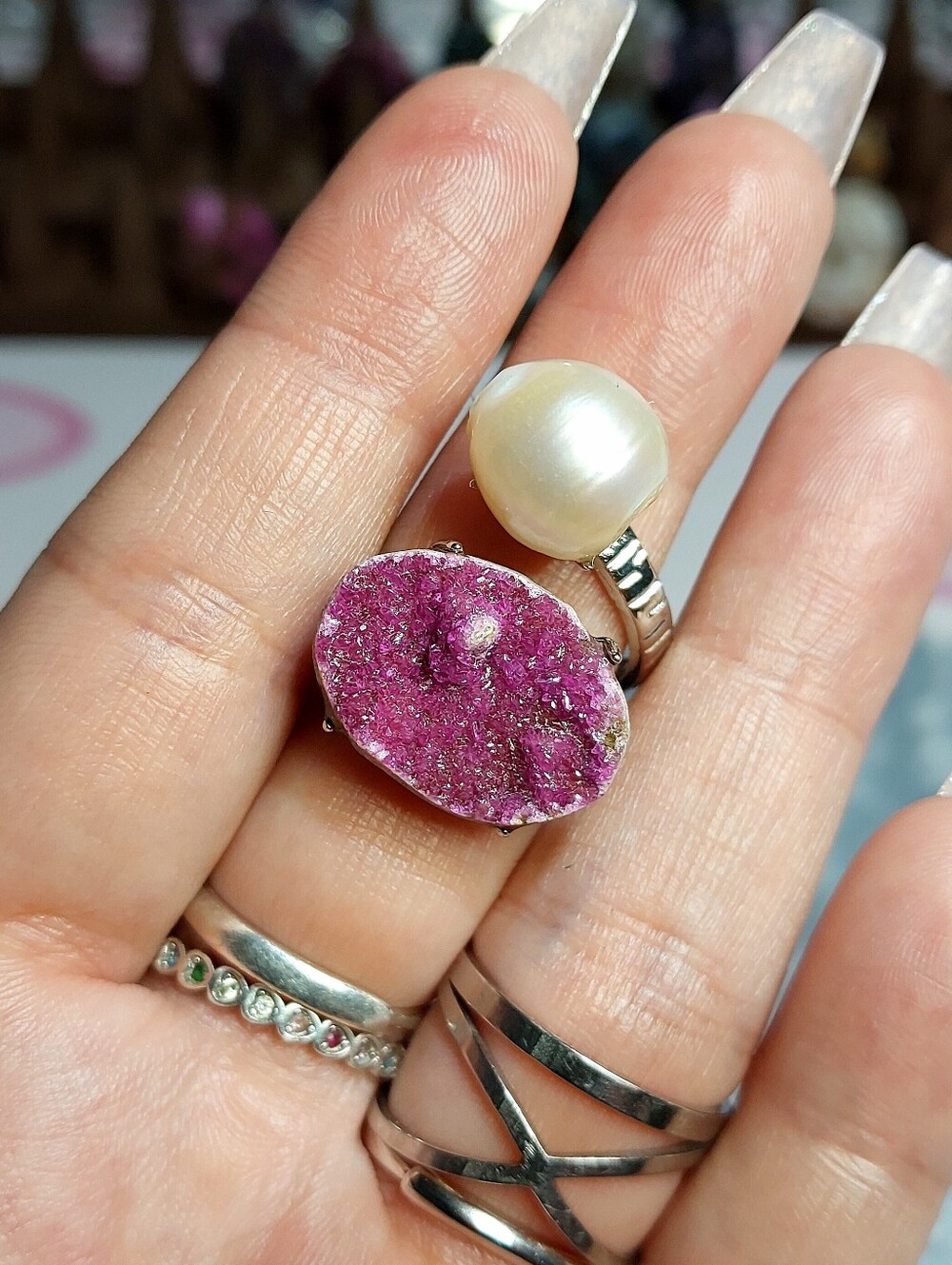 ⚒️ Raw Cobalto Calcite & Freshwater Pearl Copper Specimen Ring